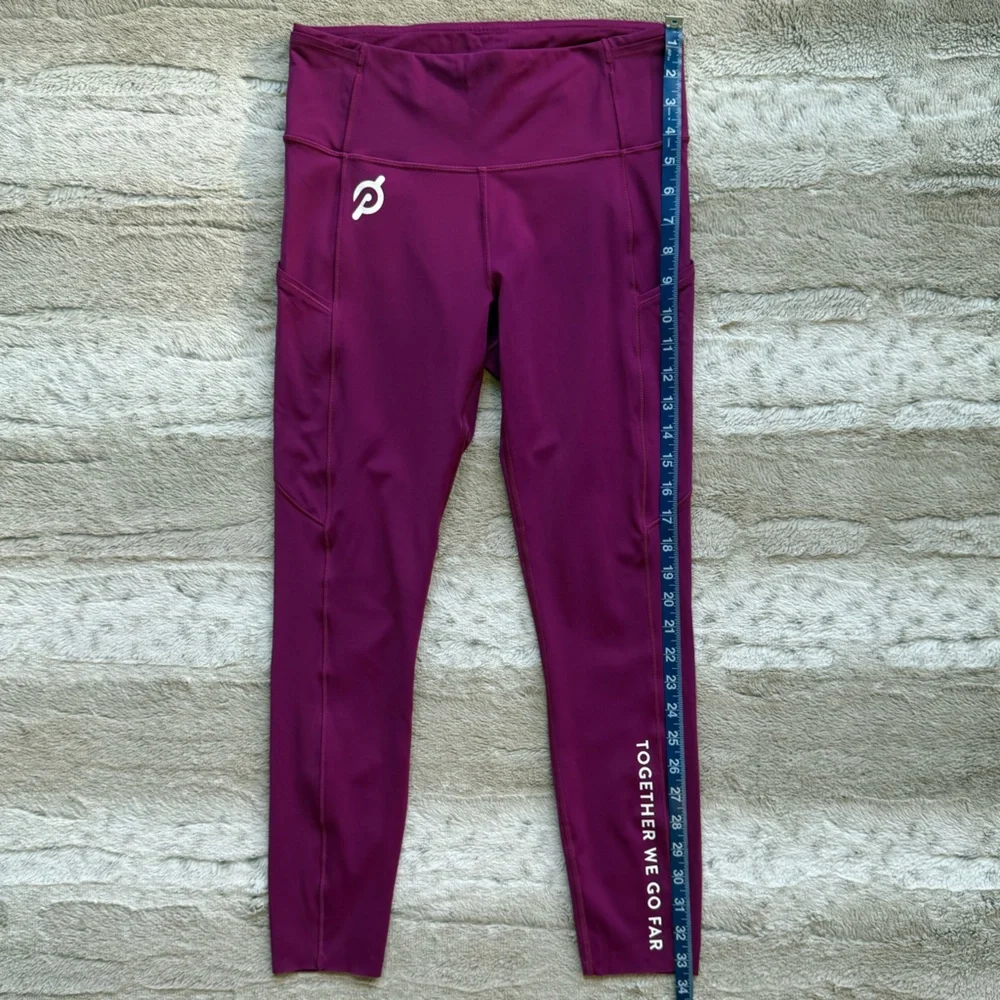 LULULEMON X PELOTON Fast and Free Tight II 25"
Non-Reflective Nulux - Picture 11 of 16